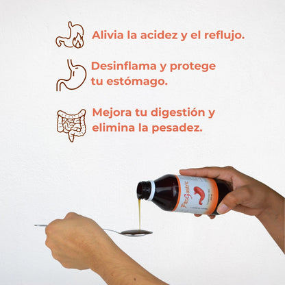 Se muestra el medicamento Fitogastric, siendo vertido en una cuchara. En la parte superior se muestran 3 beneficios principales: 1) 'Alivia la acidez y el reflujo', 2) 'Desinflama y protege tu estómago', 3) 'Mejora tu digestión y elimina la pesadez'. 