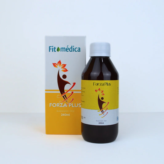 Se muestra frasco de Forza Plus de 240 ml junto a su caja. El diseño es de tonos amarillos con una figura. El fondo es blanco.
